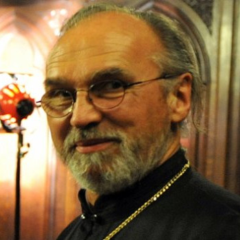 Pr. Isaac (Gérard Reynaud)